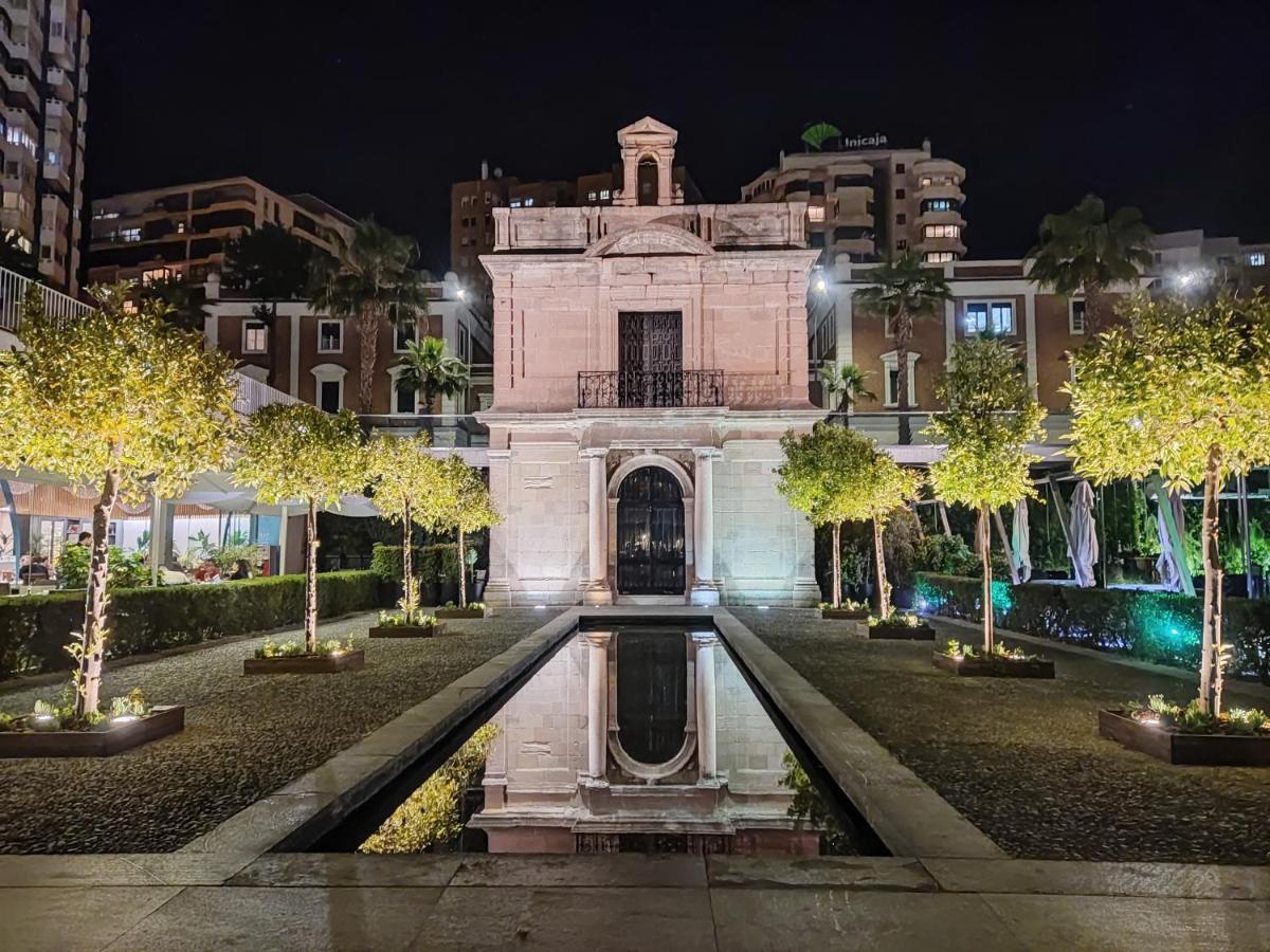 Апартаменти 80S Loft Vintage 15' Malaga Airport Free Guest Parking Алаурін-де-ла-Торре Екстер'єр фото